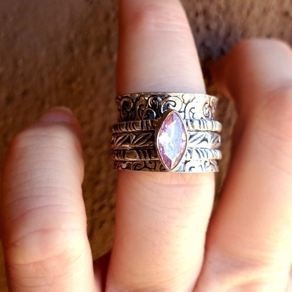 New Pink Topaz 925 Silver Spinner Meditation Ring. - Picture 10 of 10